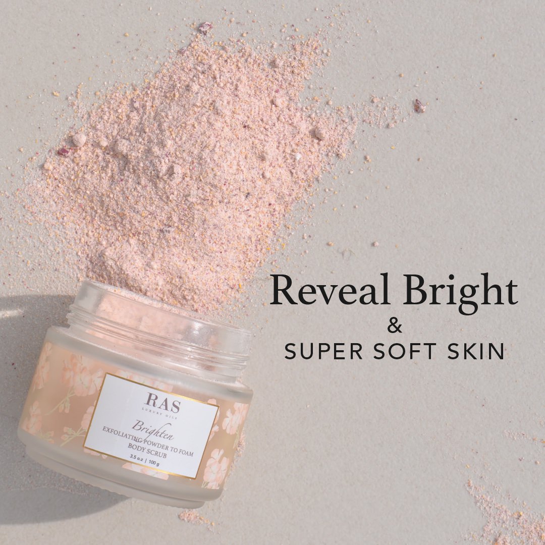 Brighten Exfoliating Powder To Foam Body Scrub
